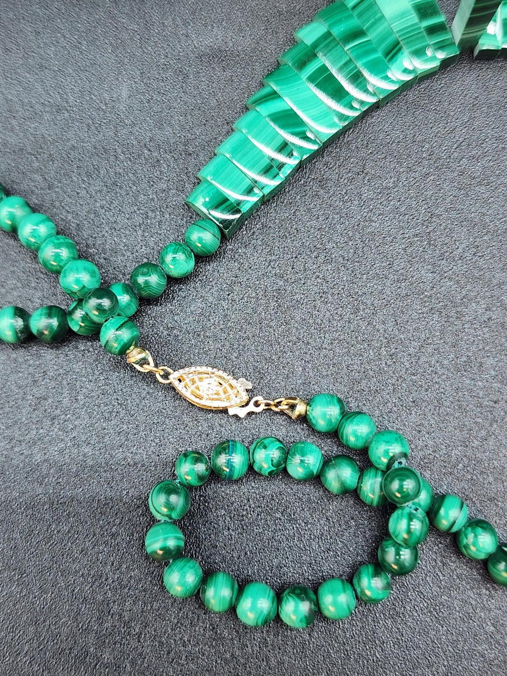 Vintage Malachite Cleopatra Necklace 14K Gold Clasp Real Banded Green Gemstone