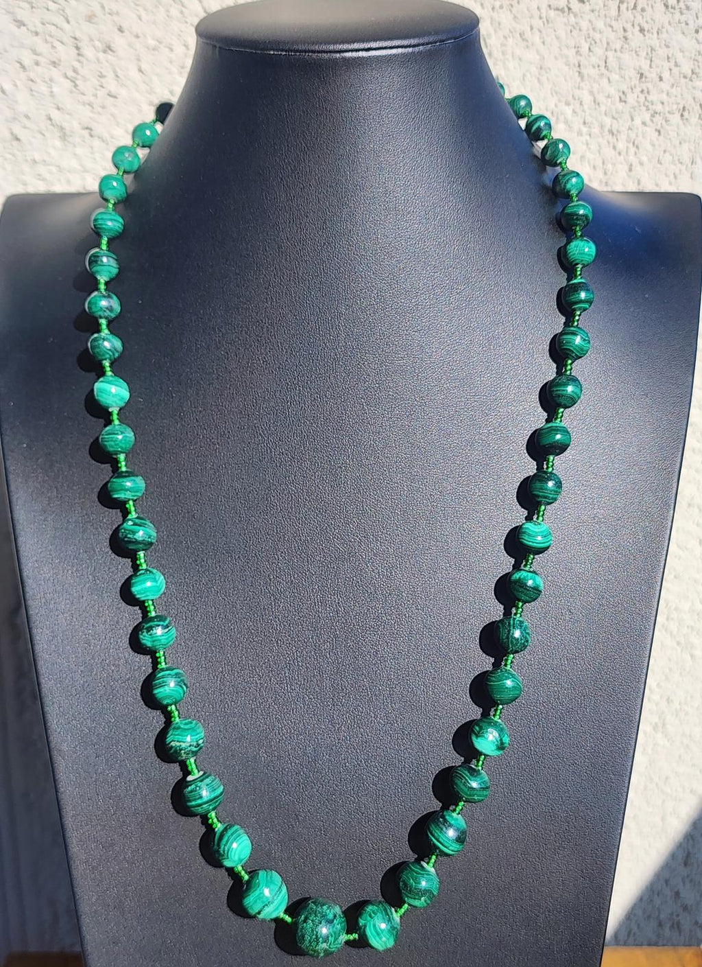 Vtg Natural Malachite Graduated Bead Necklace Deep Emerald Swirling Pattern 100g