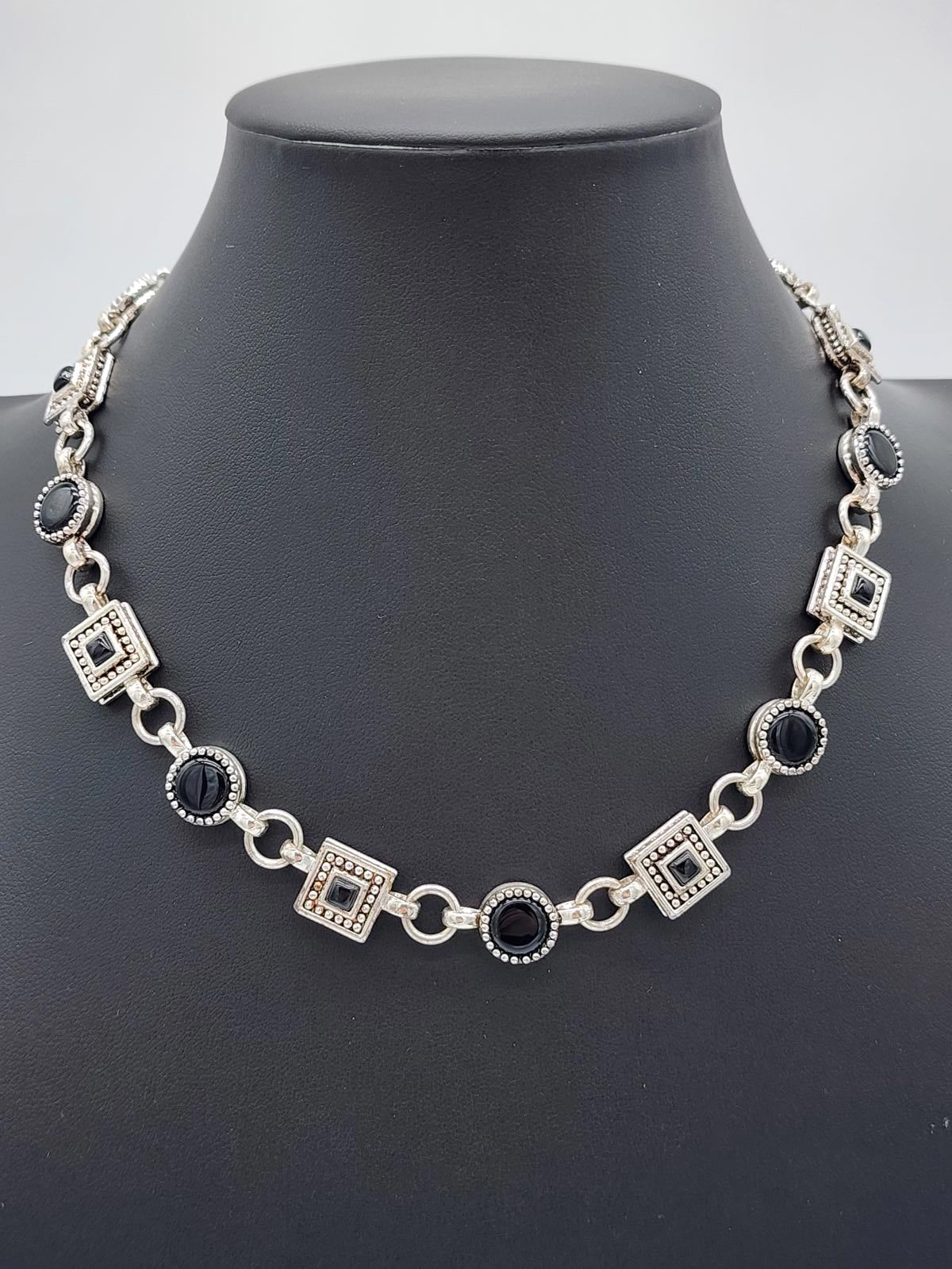 Napier Signed Silver Tone Black Cabochon Geometric Link Necklace 18.5in 90s Y2K