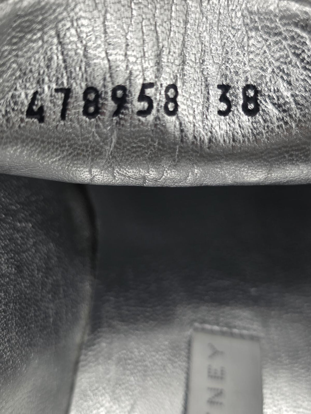 Stella McCartney Elyse Silver Platform Shoe EU38 US8, Like New, Made in Italy