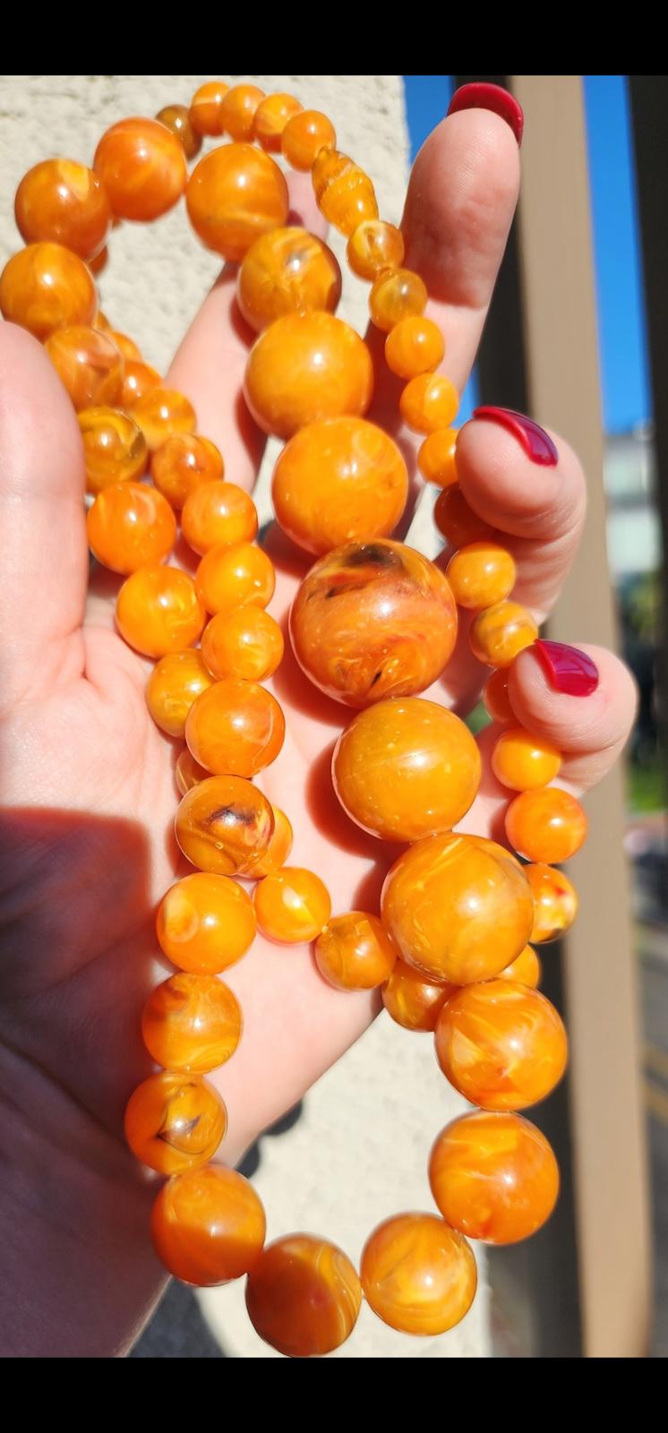 Large Bakelite Necklace Egg Yolk Butterscotch Catalin Graduated Beads 88g